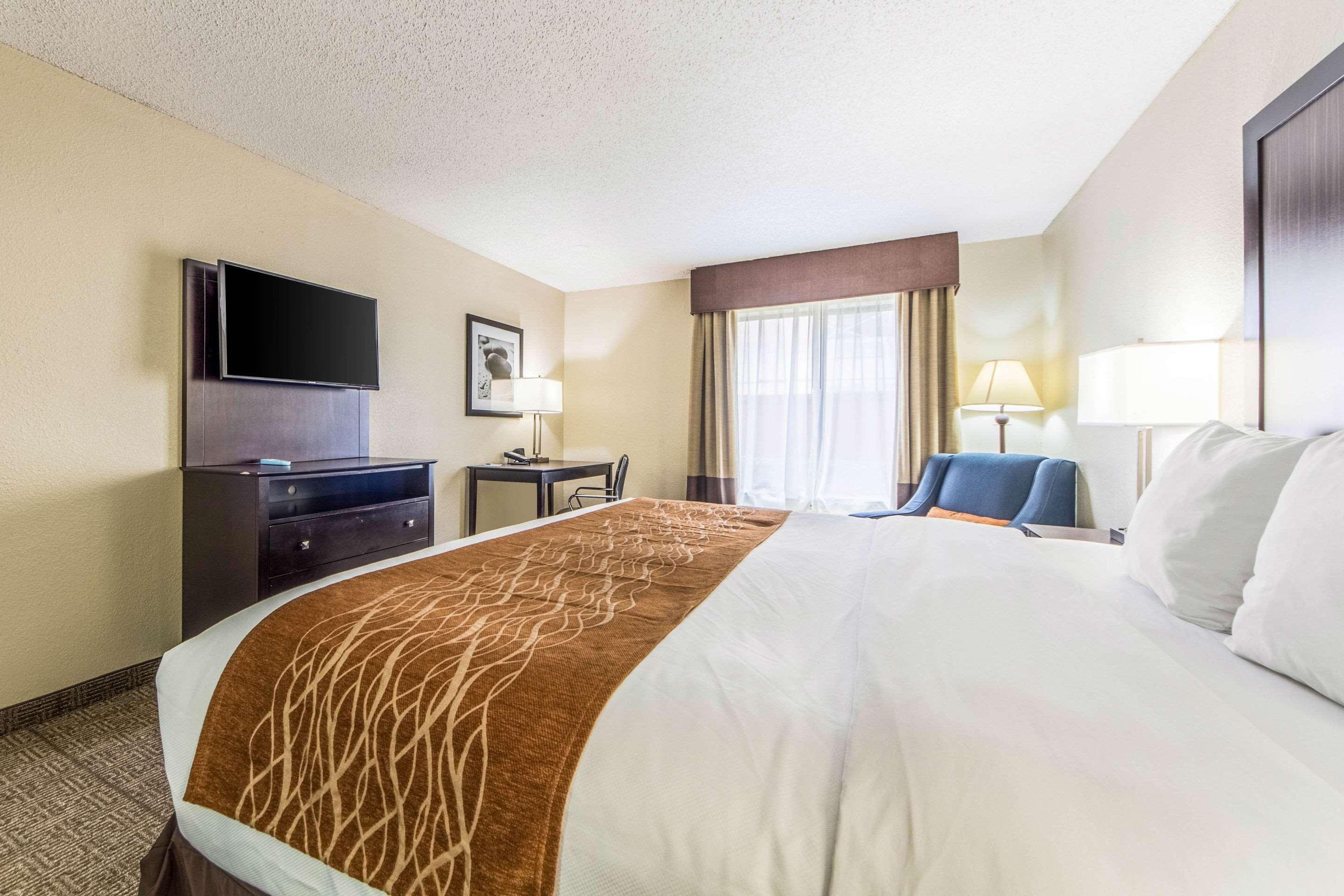 Comfort Inn Dallas Park Central Экстерьер фото
