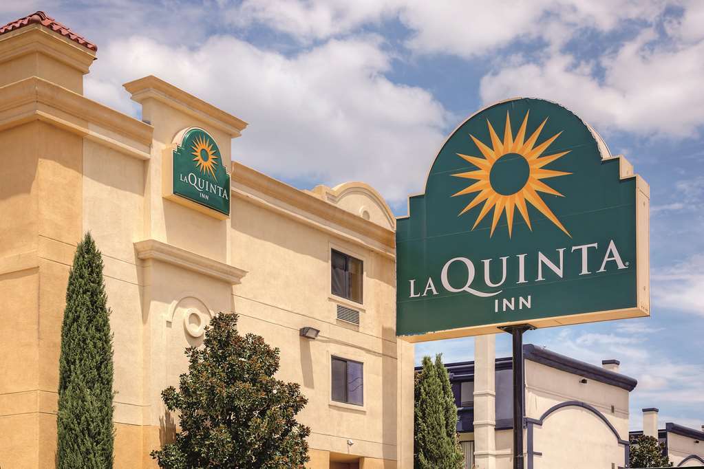 Comfort Inn Dallas Park Central Экстерьер фото