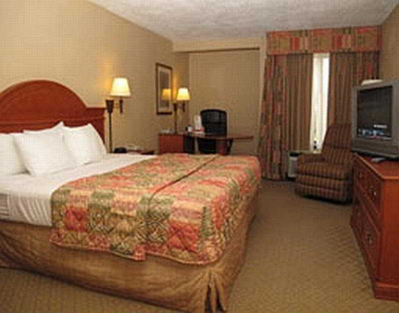 Comfort Inn Dallas Park Central Экстерьер фото