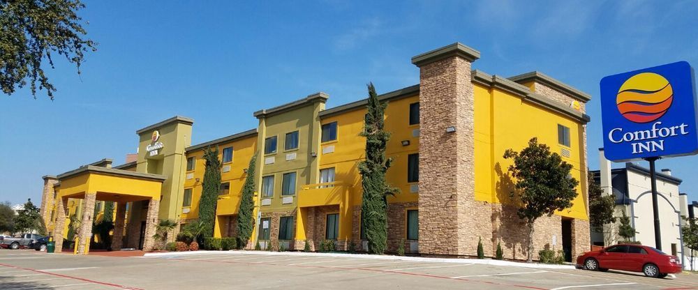 Comfort Inn Dallas Park Central Экстерьер фото